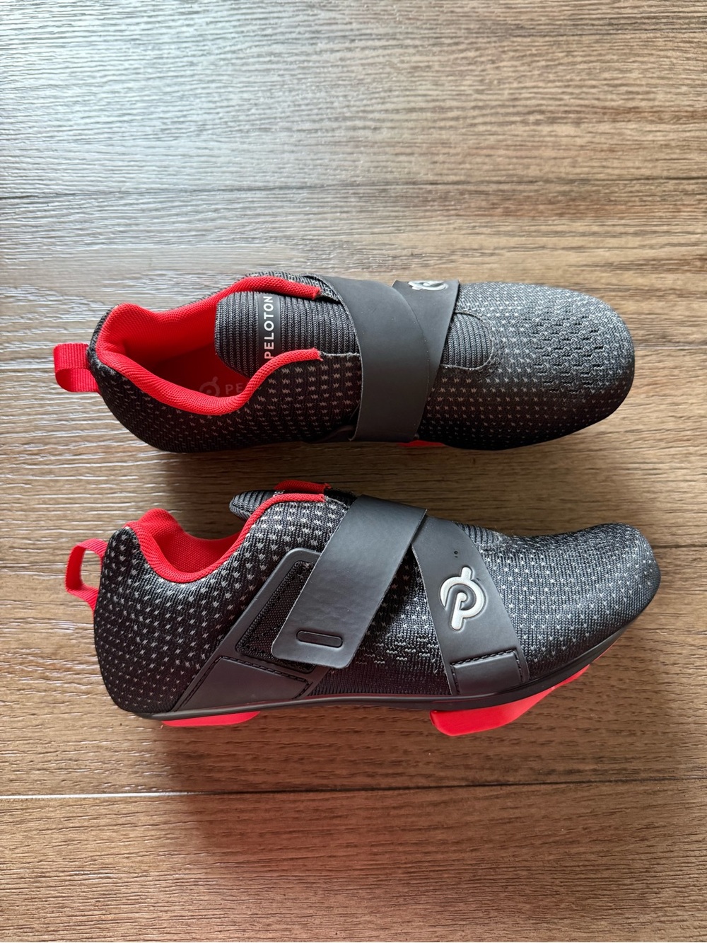 Peloton - Women’s Black and Red Cycling Shoes - Secure Strap Fit